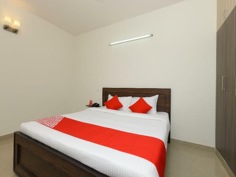 Oyo Flagship 14716 Omr Kelambakkam Hotel Chennai Ngoại thất bức ảnh