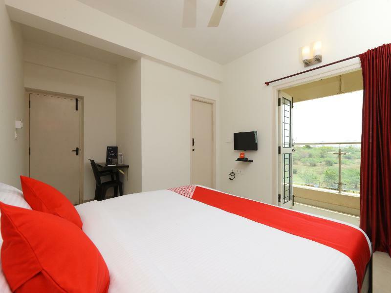 Oyo Flagship 14716 Omr Kelambakkam Hotel Chennai Ngoại thất bức ảnh